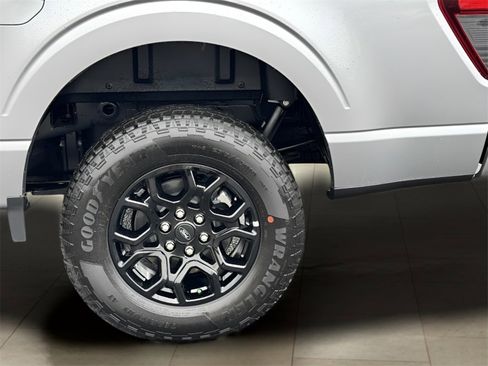 New 2025 Ford F150 XLT w/ Equipment Group 302A MID image 32
