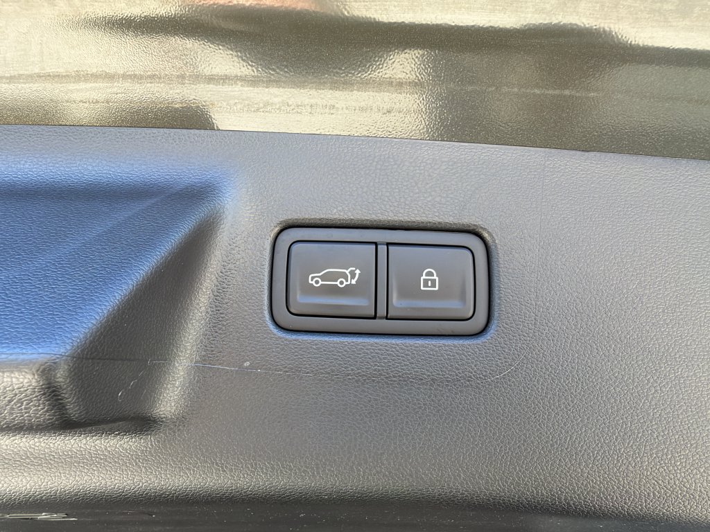 Used 2025 Hyundai Santa Fe Limited FWD image 42