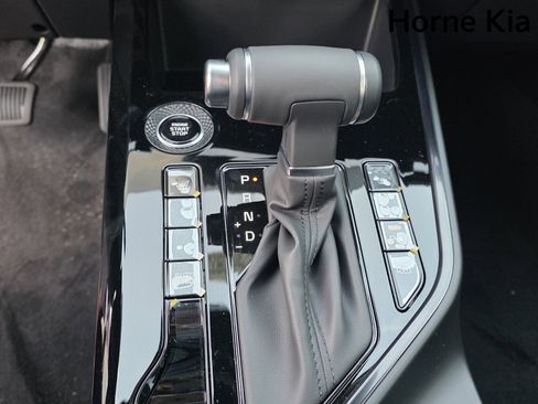 New 2025 Kia Niro EX image 15