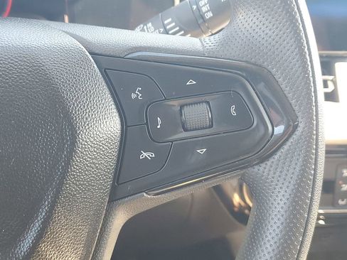 Used 2024 Chevrolet Trax LT image 33