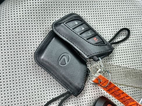 Used 2024 Lexus RX 350 Premium w/ Accessory Package (Z1) FWD image 25