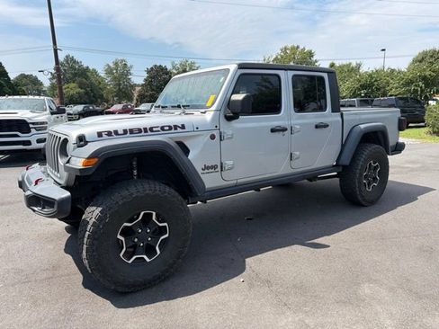 Used 2022 Jeep Gladiator Rubicon w/ Trailer Tow Package AWD/4WD image 8