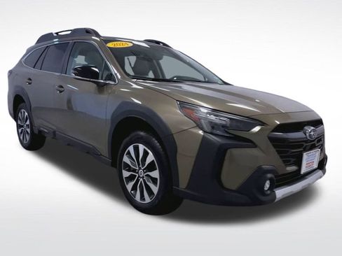 Used 2024 Subaru Outback Limited image 2