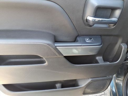 Used 2018 Chevrolet Silverado 1500 LT w/ All Star Edition image 34