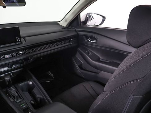 Used 2024 Honda Accord EX image 36
