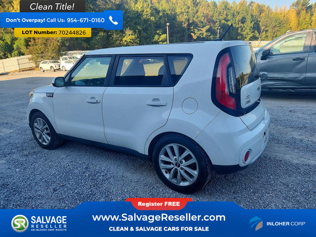 Used 2018 Kia Soul + FWD image 3