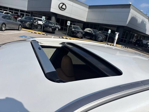 Used 2025 Lexus RX 350 Premium Plus w/ Convenience Package FWD image 10