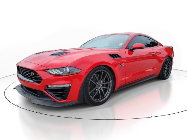 Used 2022 Ford Mustang GT Premium w/ GT Performance Package RWD image 2