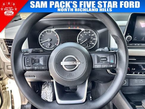Used 2023 Nissan Rogue SV FWD image 23