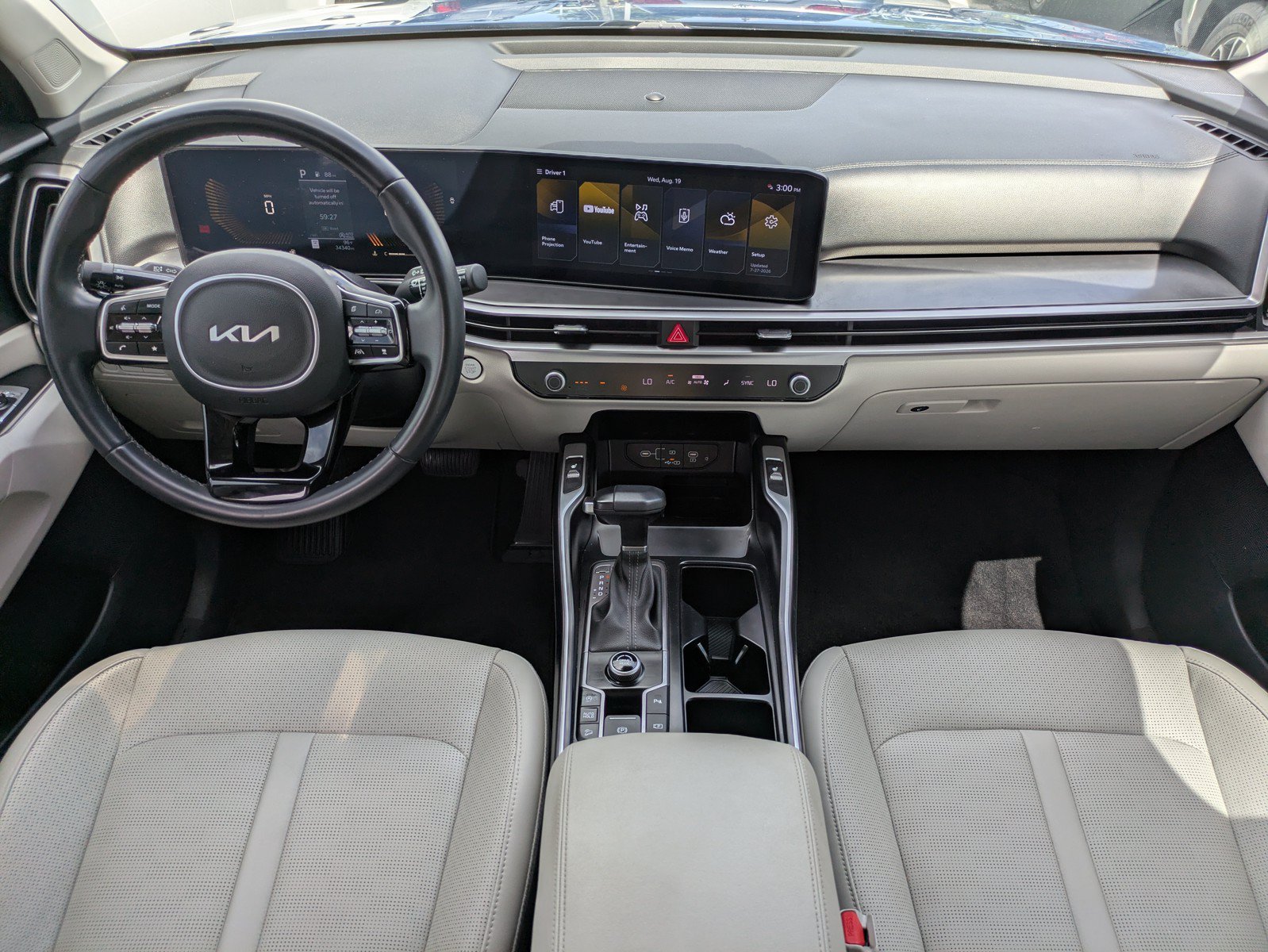 Certified 2024 Kia Sorento S w/ Panoramic Sunroof Package FWD image 12