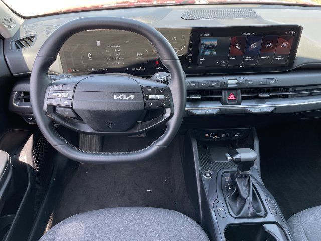 Used 2025 Kia K4 EX FWD image 10