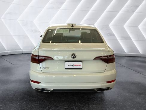 Used 2019 Volkswagen Jetta R-Line image 5