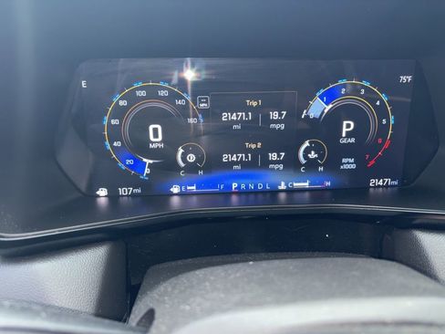 Used 2024 Chevrolet Colorado LT w/ LT Convenience Package RWD image 16
