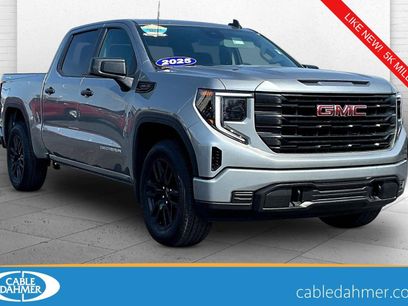 Used 2025 GMC Sierra 1500 Pro w/ Graphite Edition
