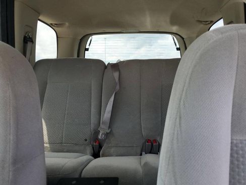 Used 2007 GMC Envoy SLE image 11