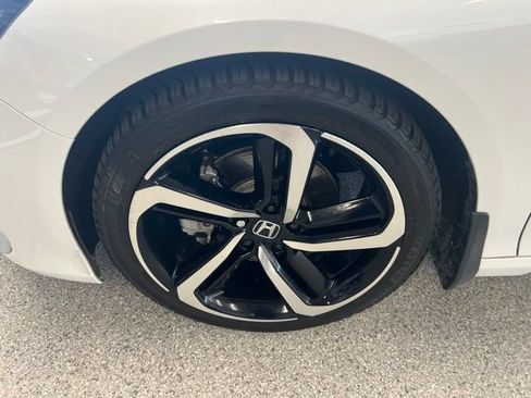 Used 2020 Honda Accord Sport image 11