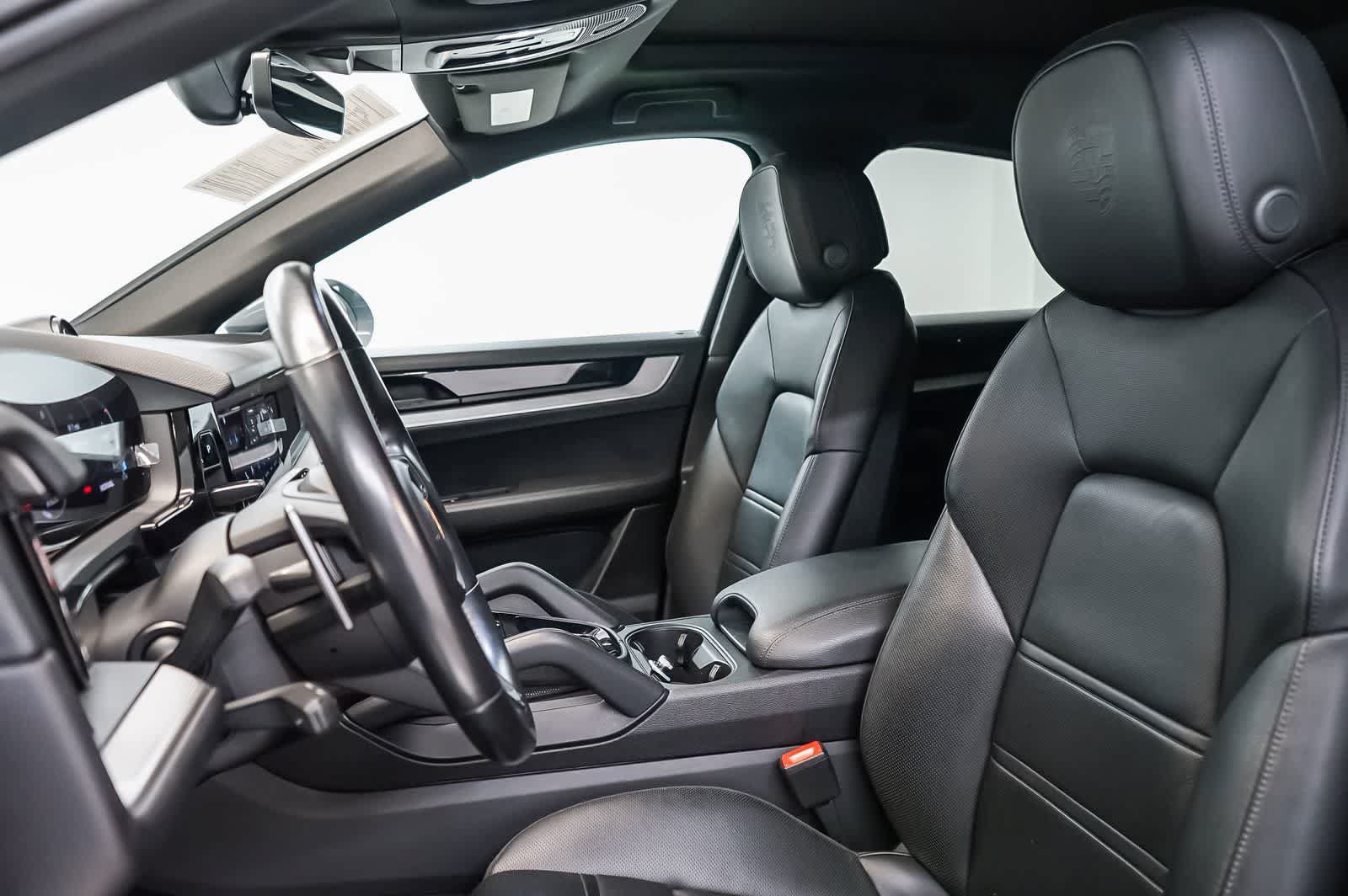 Certified 2024 Porsche Cayenne S AWD/4WD image 23