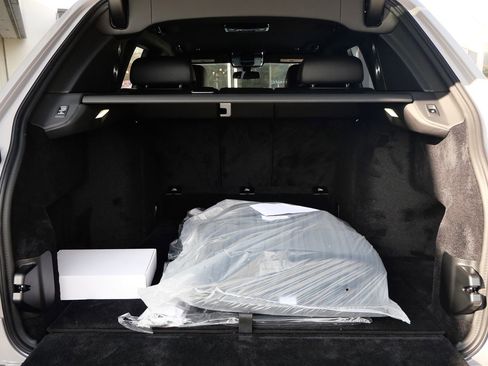 New 2026 Rolls-Royce Cullinan Black Badge image 29