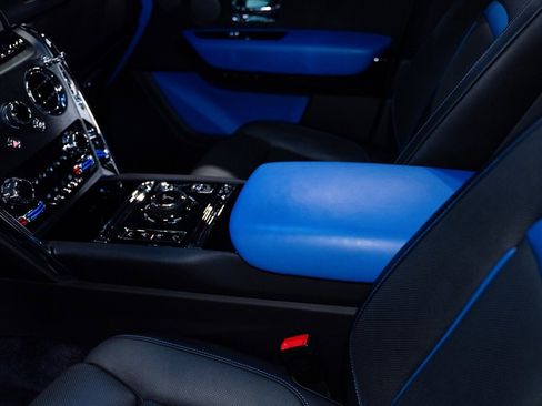 Used 2023 Rolls-Royce Cullinan image 21