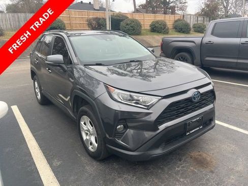 Certified 2021 Toyota RAV4 XLE w/ Convenience Package image 1