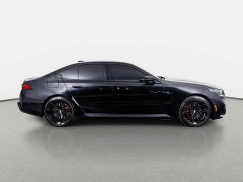 Used 2025 BMW M5 w/ Executive Package AWD/4WD image 5