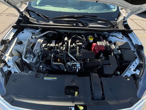 Used 2025 Nissan Sentra SV FWD image 26