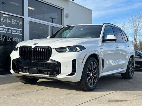 Certified 2024 BMW X5 xDrive50e w/ M Sport Package image 3