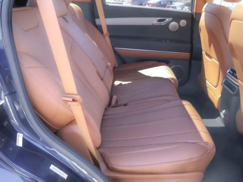 Used 2025 Genesis GV80 2.5T Advanced image 36