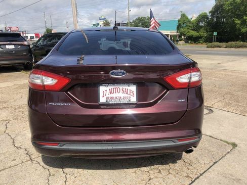 Used 2013 Ford Fusion SE FWD image 6