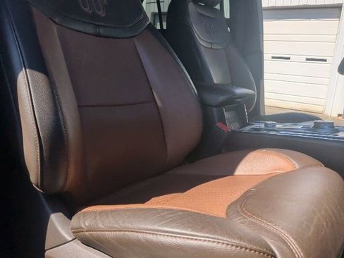 Used 2022 Ford Explorer King Ranch w/ Technology Package image 20