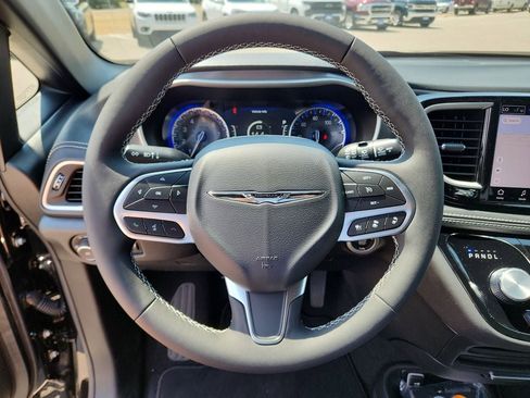 New 2026 Chrysler Pacifica Select FWD image 24