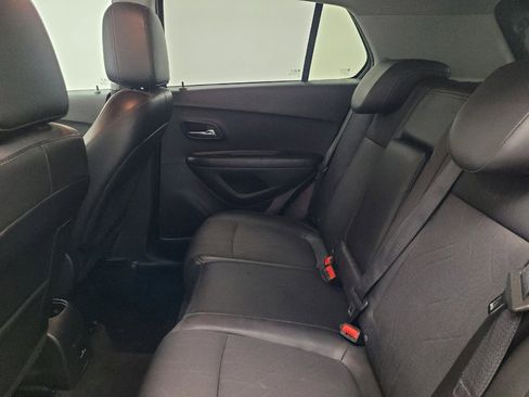 Used 2022 Chevrolet Trax LT w/ Driver Confidence Package AWD/4WD image 18