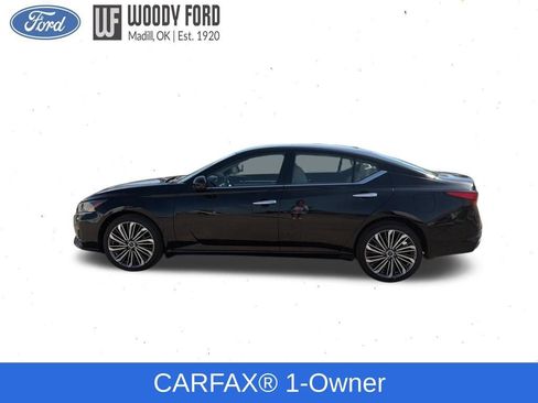 Used 2024 Nissan Altima 2.5 SL AWD/4WD image 2