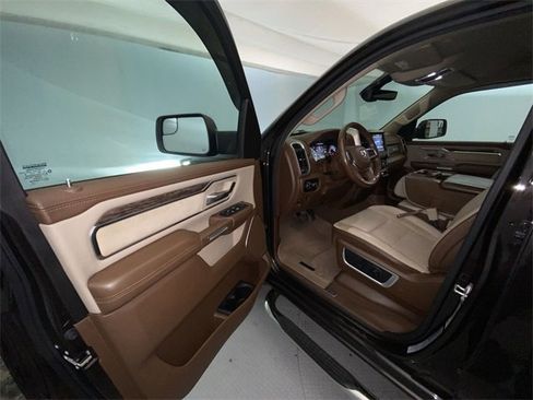 Used 2019 RAM 1500 Laramie image 11