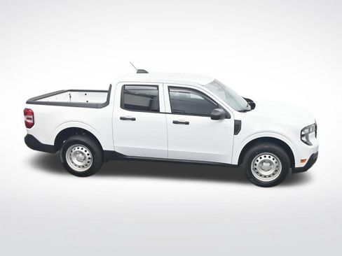 Certified 2025 Ford Maverick XL w/ Equipment Group 102A AWD/4WD image 24