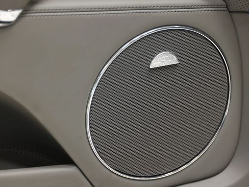 Used 2018 Bentley Flying Spur S W12 AWD/4WD image 14
