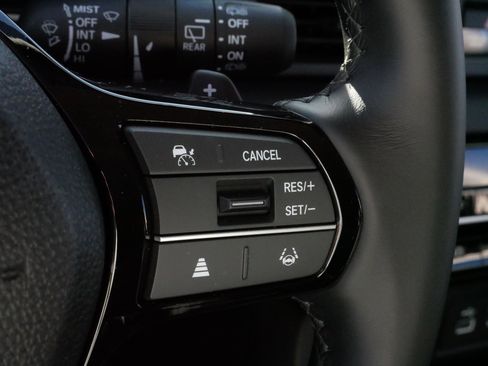 Certified 2025 Honda Pilot EX-L image 25