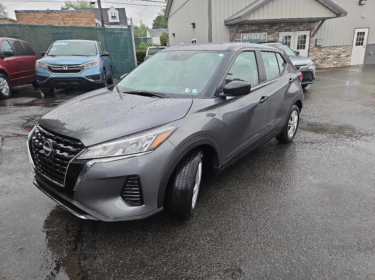 Used 2023 Nissan Kicks S FWD image 7