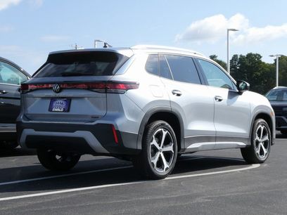 New 2025 Volkswagen Tiguan SE