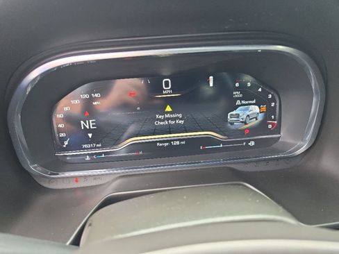 Used 2023 GMC Yukon AT4 AWD/4WD image 22