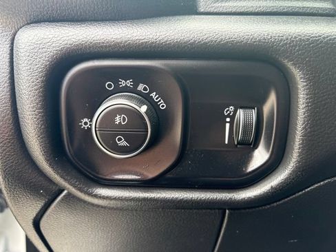 Used 2022 RAM 3500 Tradesman AWD/4WD image 31