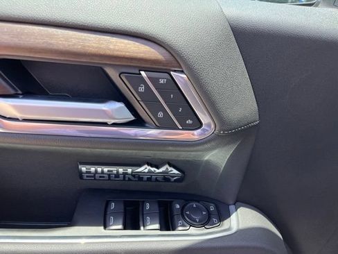 New 2026 Chevrolet Silverado 1500 High Country w/ Technology Package AWD/4WD image 19