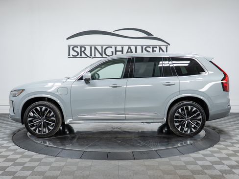 New 2026 Volvo XC90 T8 Ultra w/ Protection Package Premier AWD/4WD image 8