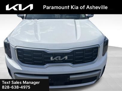 Certified 2025 Kia Telluride S