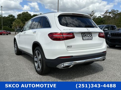 Used 2019 Mercedes-Benz GLC 300 image 3