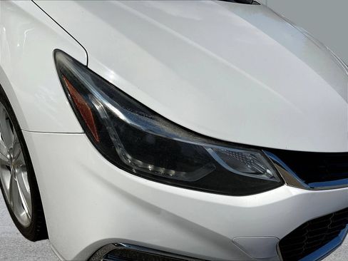 Used 2016 Chevrolet Cruze Premier FWD image 34