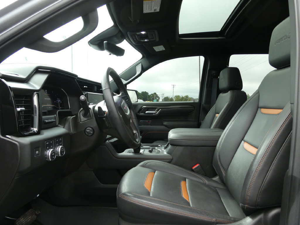 Used 2025 GMC Sierra 1500 AT4 w/ AT4 Premium Package AWD/4WD image 22