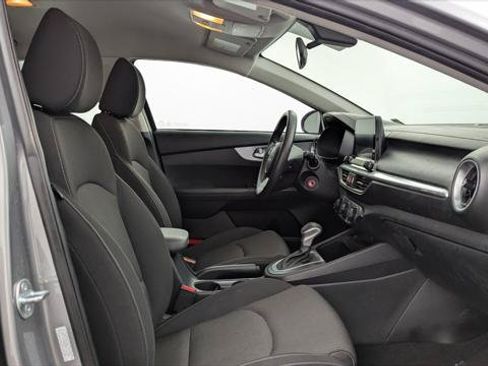 Used 2024 Kia Forte LXS FWD image 19