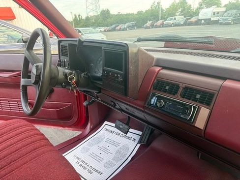 Used 1988 GMC Sierra 1500 2WD Regular Cab image 21