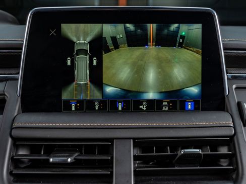 Used 2024 GMC Yukon AT4 w/ AT4 Premium Package image 22